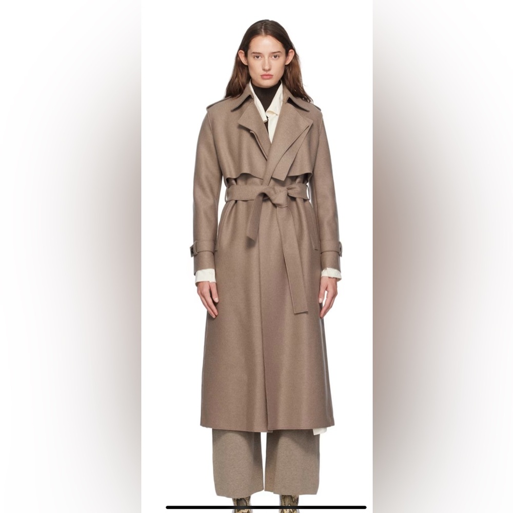Harris Wharf London in Cream (stock photo for style)